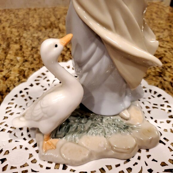 Lladro Style (unbranded) Girl With Fruit Basket And Duck Porcelain Figurine 9” - Picture 4 of 11